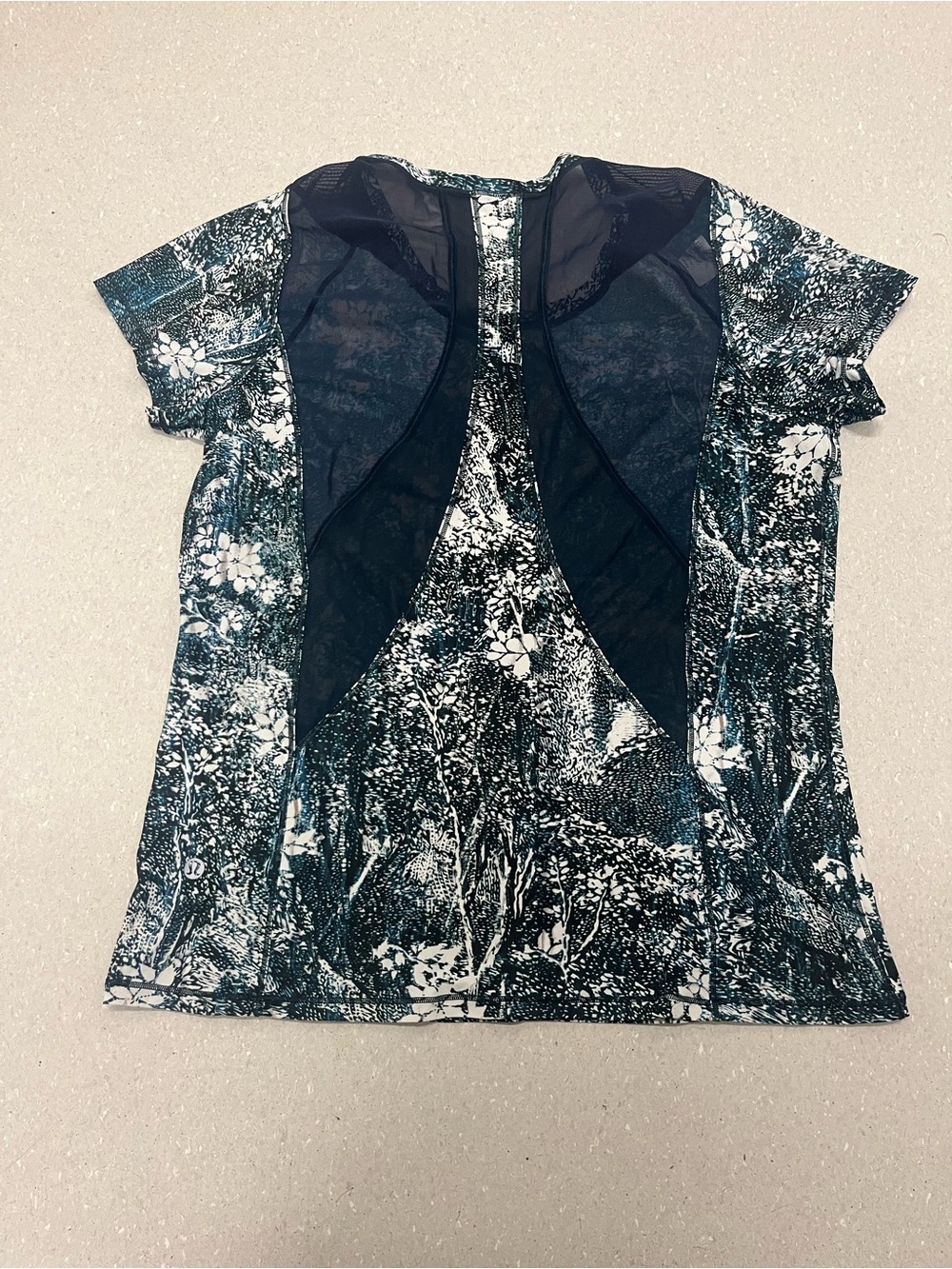 Lululemon Seek The Heat Short Sleeve
